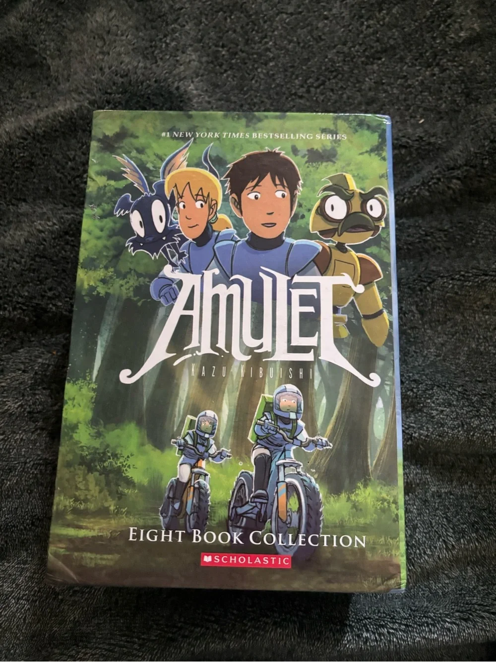 Scholastic Amulet Eight Book Collection - Green Artwork